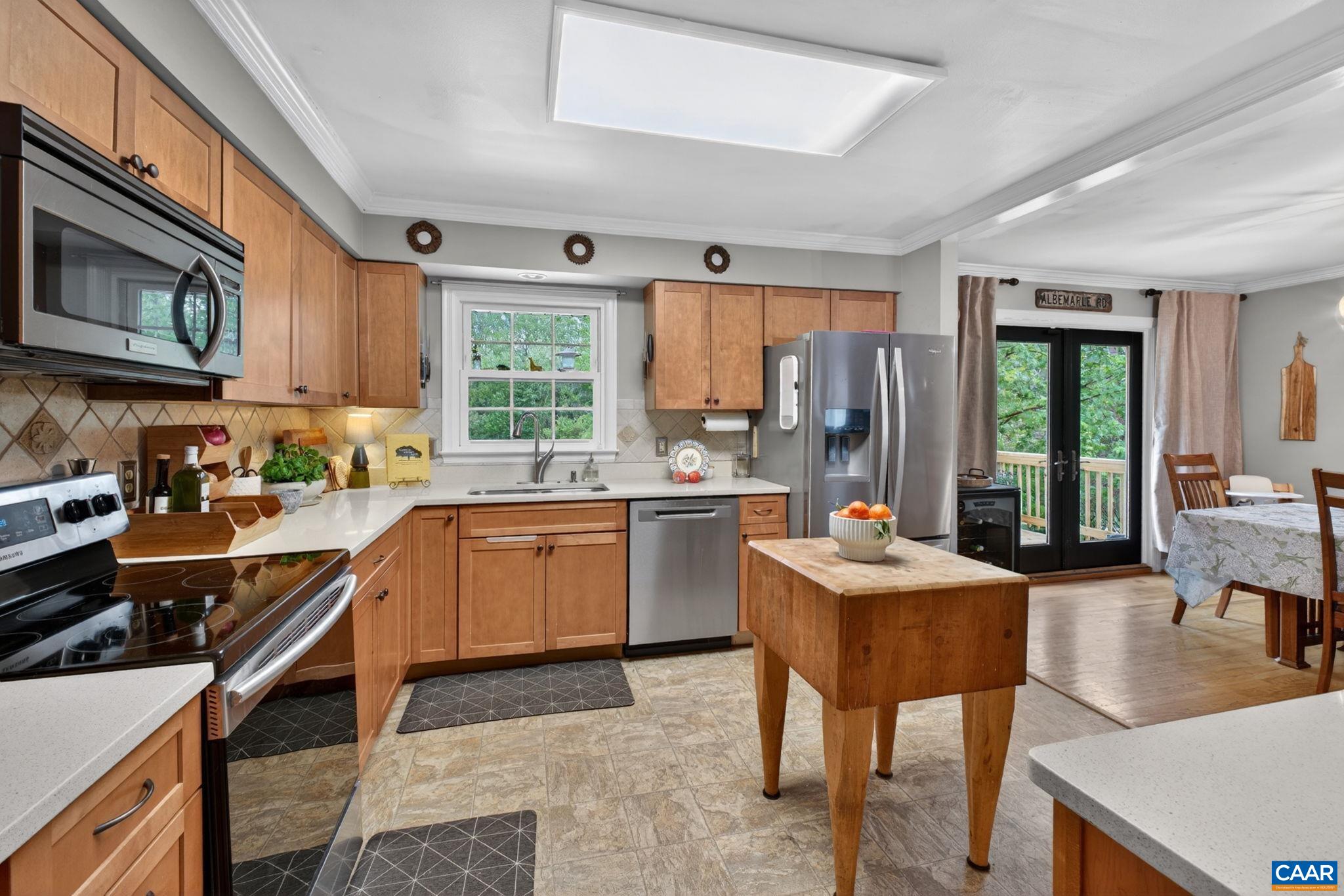 2520 Huntington Road Charlottesville, VA 22901 - Photo 14 of 39 Newer appliances