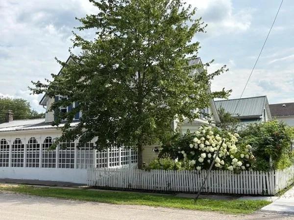 $184,500 | 110 South Bagley Avenue, Bagley, WI 53801