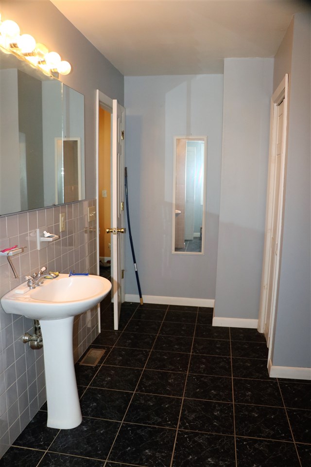 117 Barnum Road Monkton, VT 05443 - Photo 13 of 27 Gallery Image 13