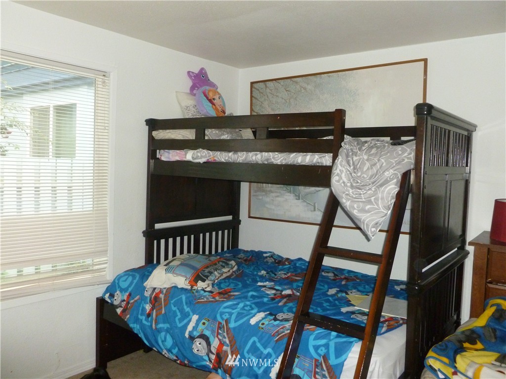 4308 Northeast Sunset Boulevard, Unit B7 Renton, WA 98059 - Photo 11 of 13