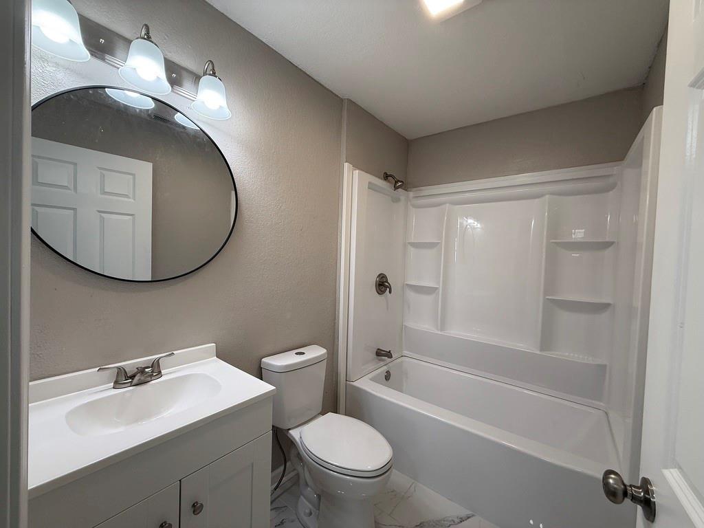 910 West Valley Street St. Joseph, MO 64504 - Photo 20 of 25