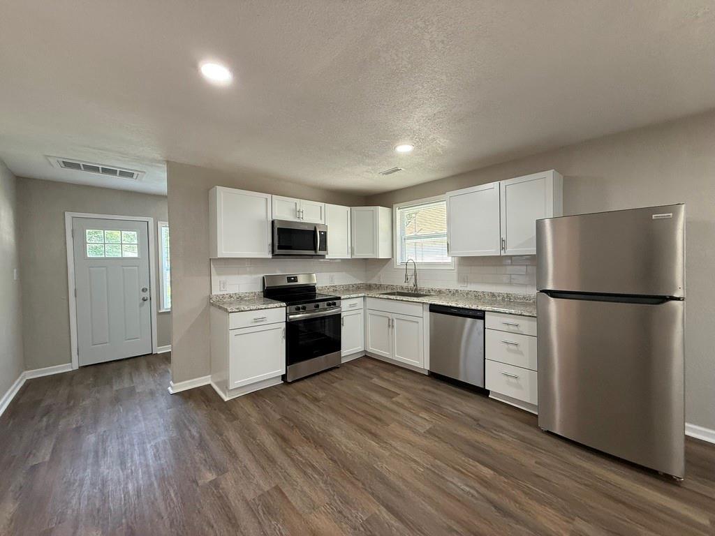 910 West Valley Street St. Joseph, MO 64504 - Photo 9 of 25