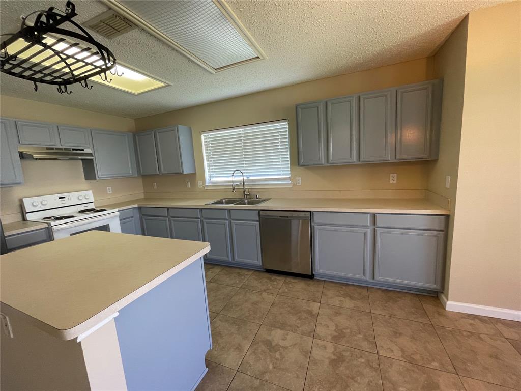 12010 Rosedown Lane Frisco, TX 75035 - Photo 12 of 37