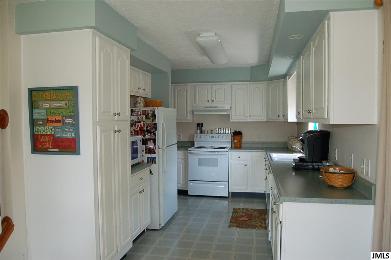 11915 Easton Road Rives Junction, MI 49277 - Photo 8 of 34 Photo 8