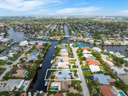 $1,399,000 | 620 Southeast 11th Street, Pompano Beach, FL 33060