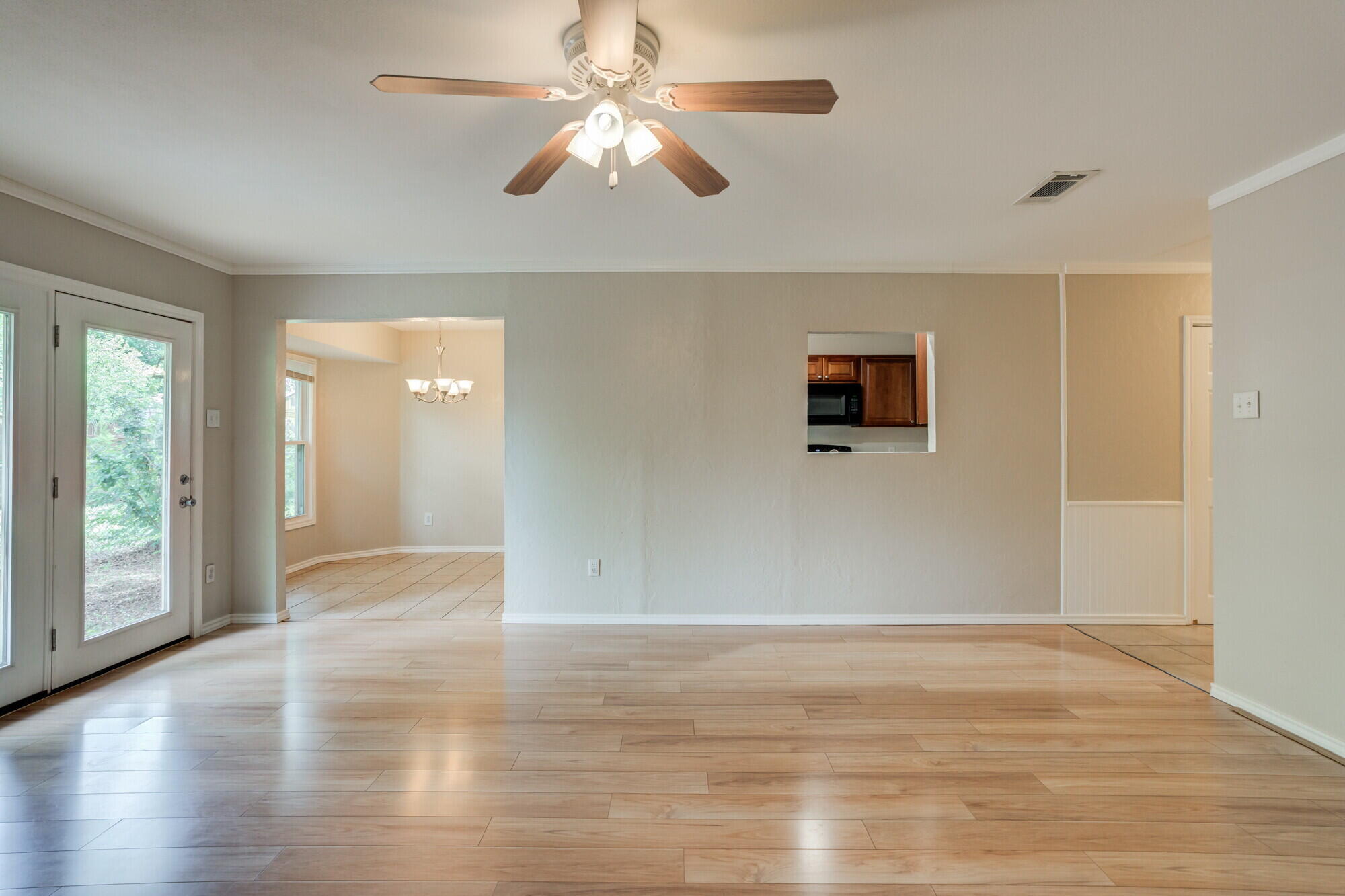 2621 76th Street Lubbock, TX 79423 - Photo 7 of 31 DSC07611_2_3_4_5