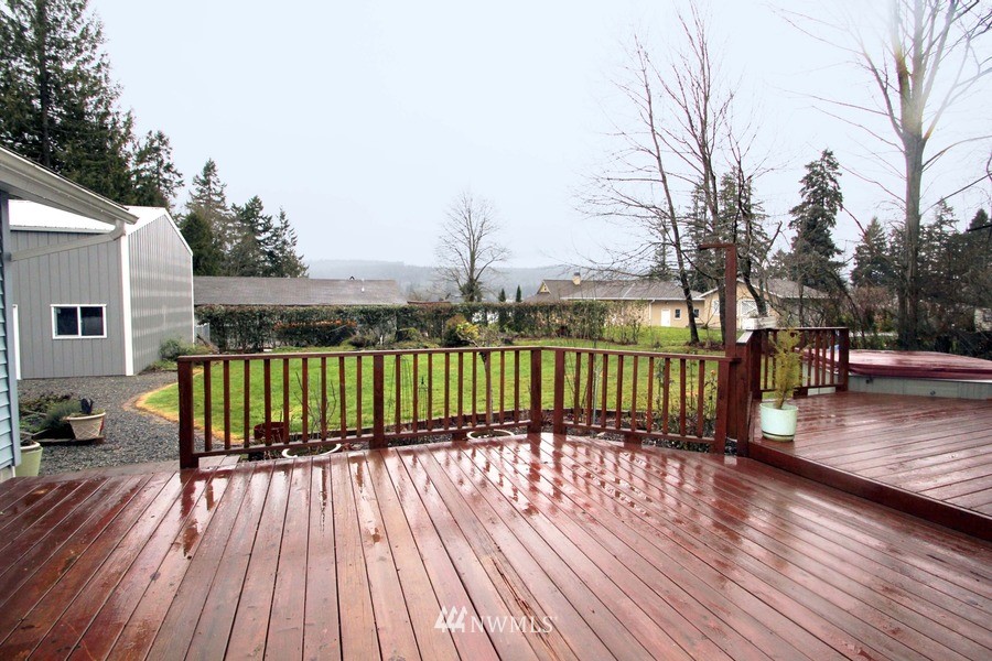5121 Erlands Point Road Northwest Bremerton, WA 98312 - Photo 20 of 25 Gallery Image 20
