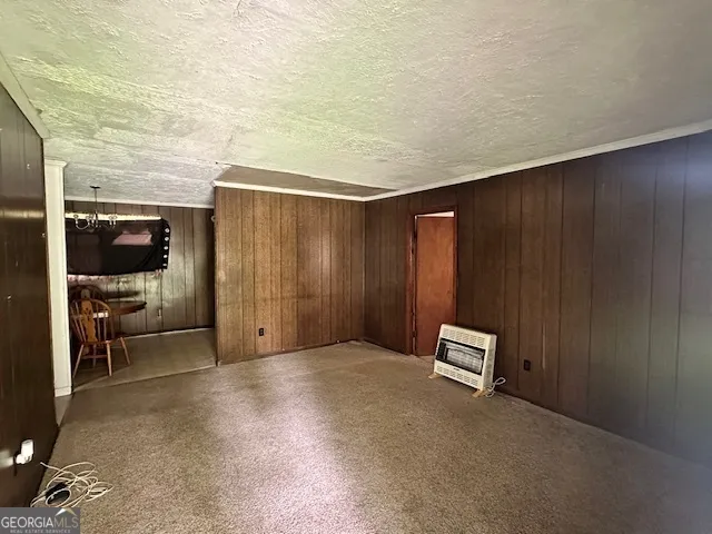 a view of a livingroom with furniture
