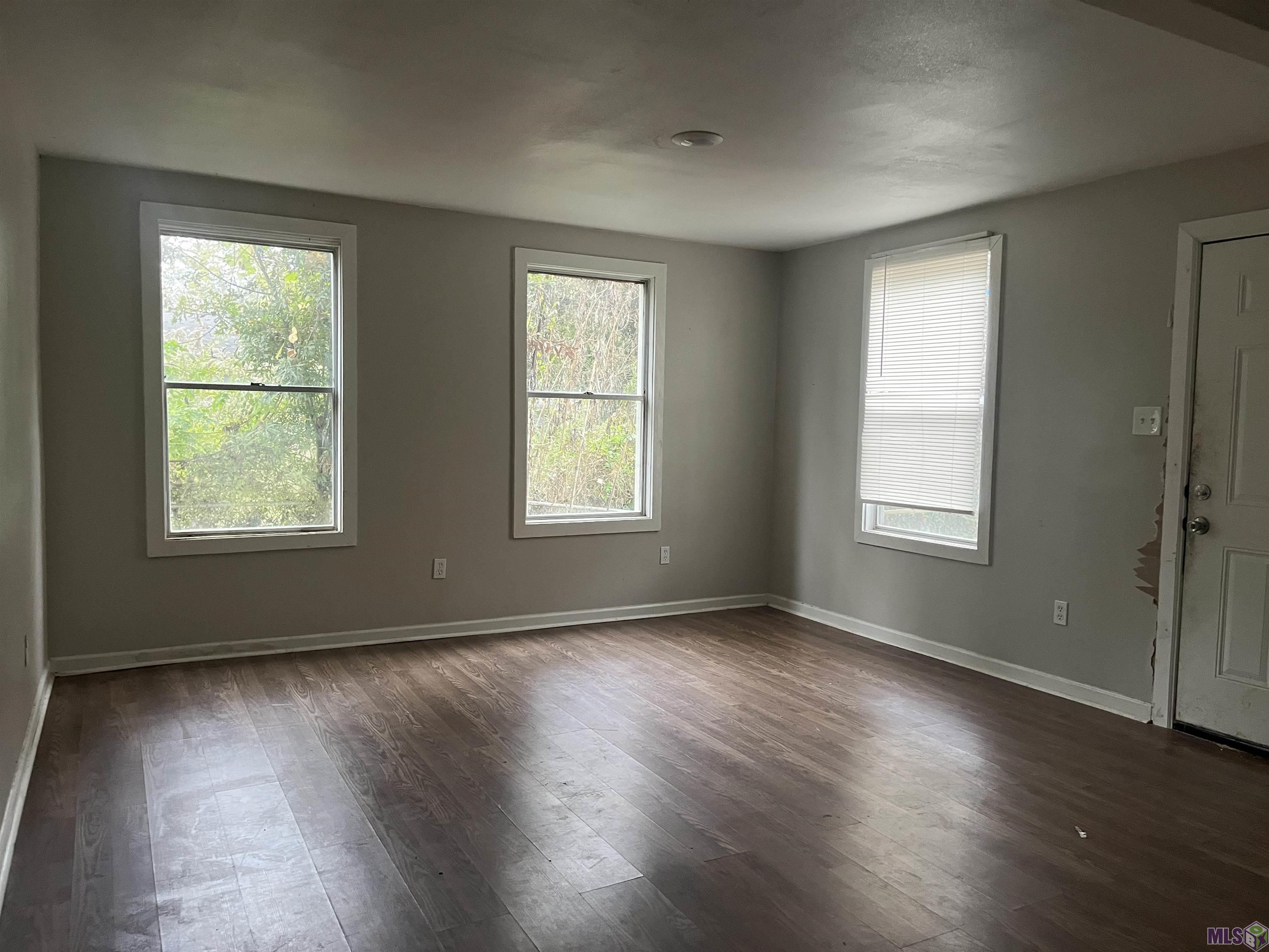 1717 Sora Street Baton Rouge, LA 70807 - Photo 2 of 9