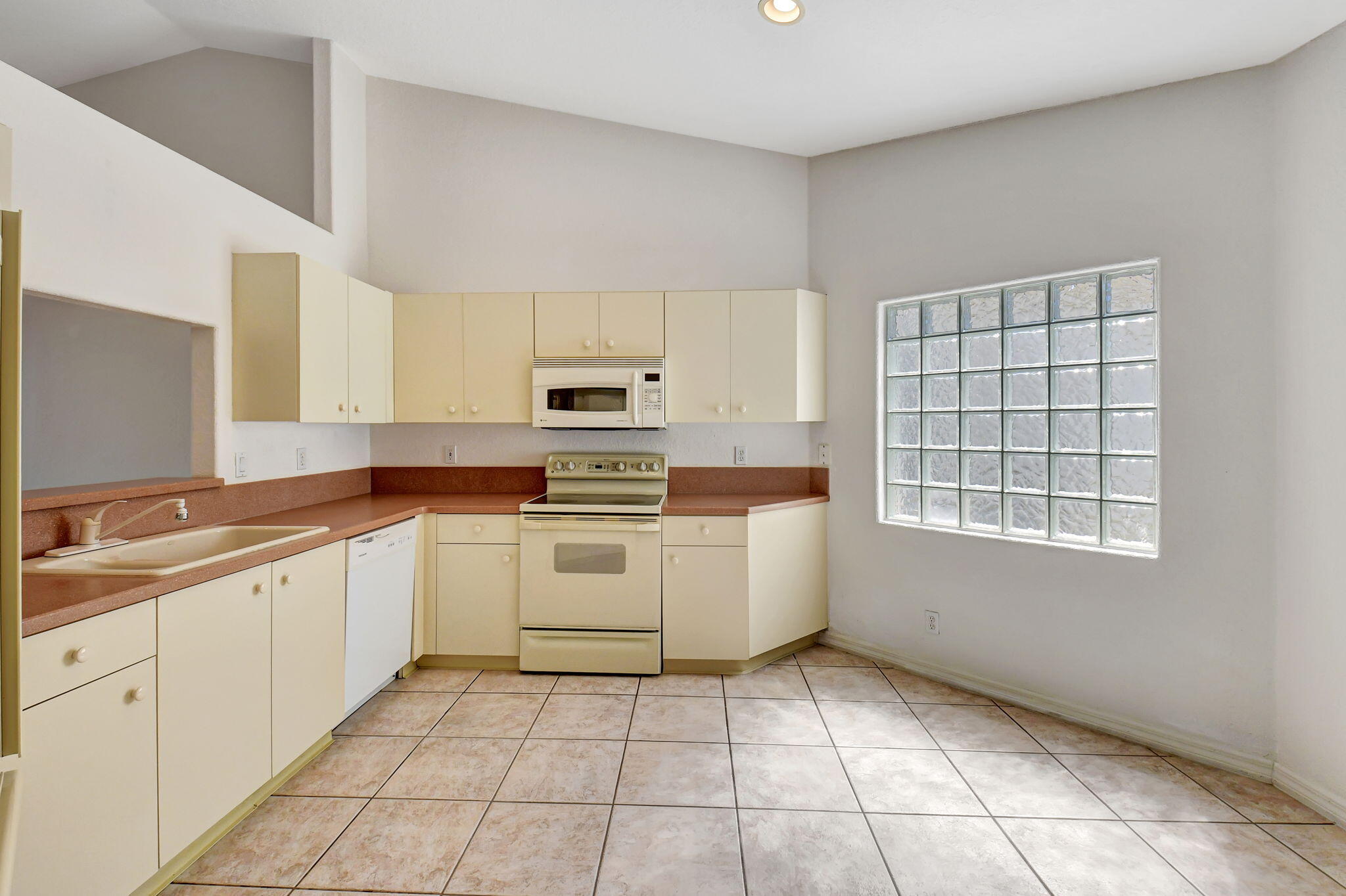 6115 Caladium Road Delray Beach, FL 33484 - Photo 3 of 69 16-web-or-mls-DSC_4400