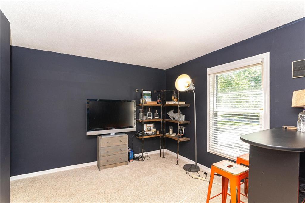 8443 Harrington Road Indianapolis, IN 46256 - Photo 24 of 31 Gallery Image 24
