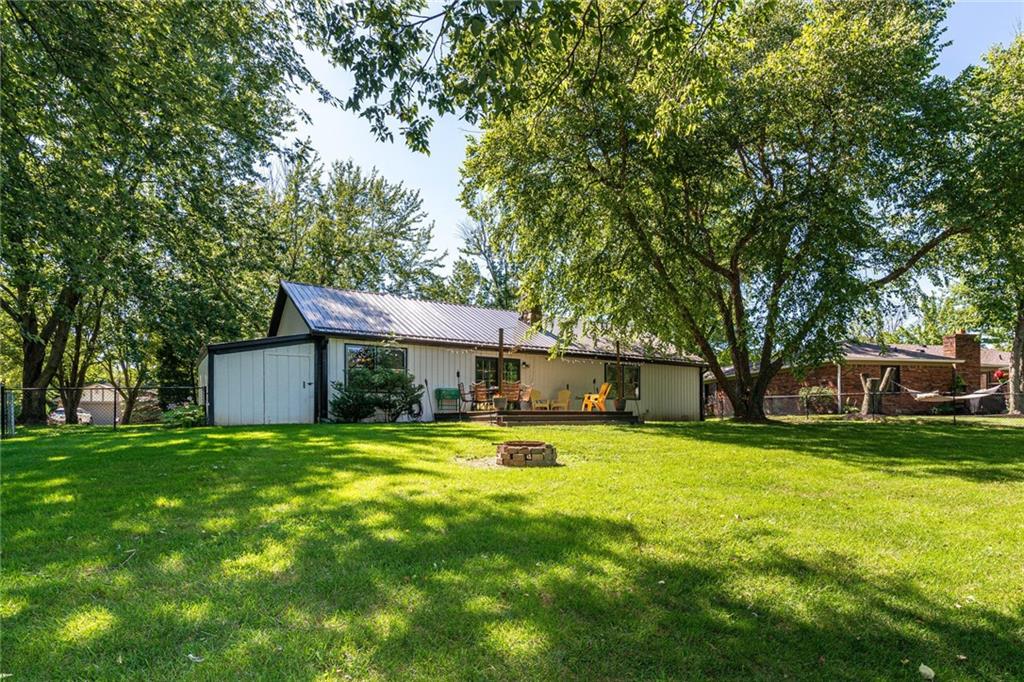8443 Harrington Road Indianapolis, IN 46256 - Photo 29 of 31 Gallery Image 29