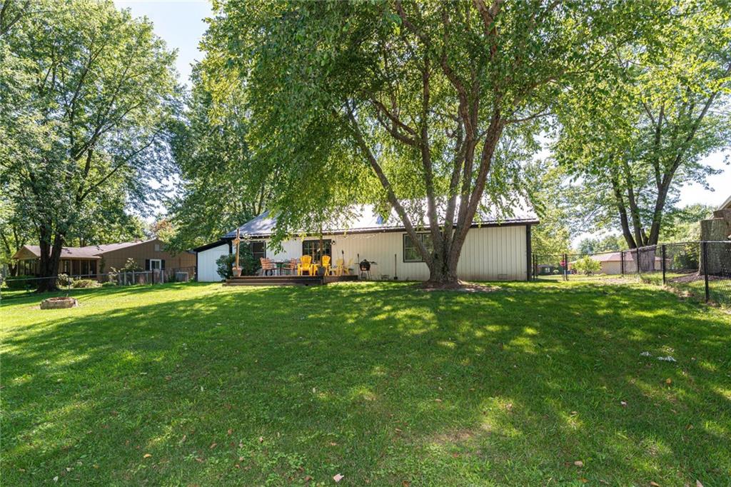 8443 Harrington Road Indianapolis, IN 46256 - Photo 30 of 31 Gallery Image 30