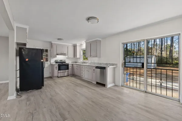 $1,695 | 329 South McPherson Church Road, Fayetteville, NC 28303