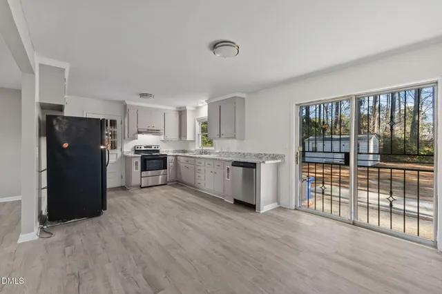 $1,795 | 329 South McPherson Church Road, Fayetteville, NC 28303