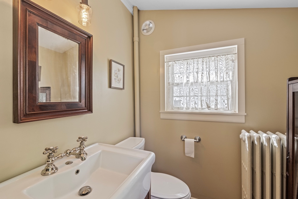 17 Lancaster Road Shirley, MA 01464 - Photo 16 of 39