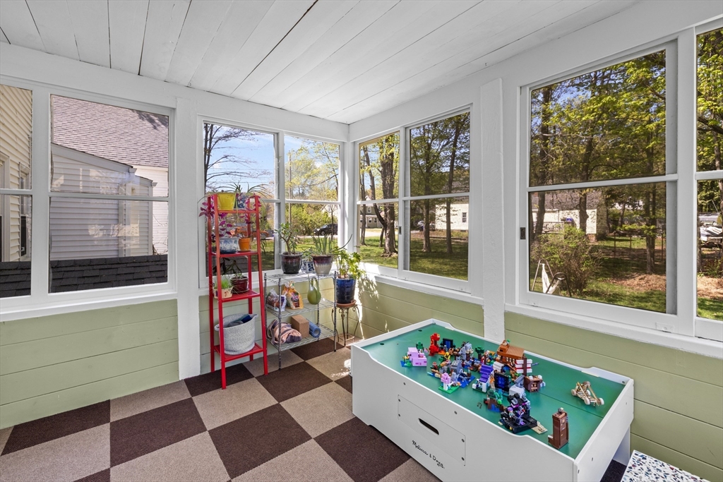 17 Lancaster Road Shirley, MA 01464 - Photo 21 of 39