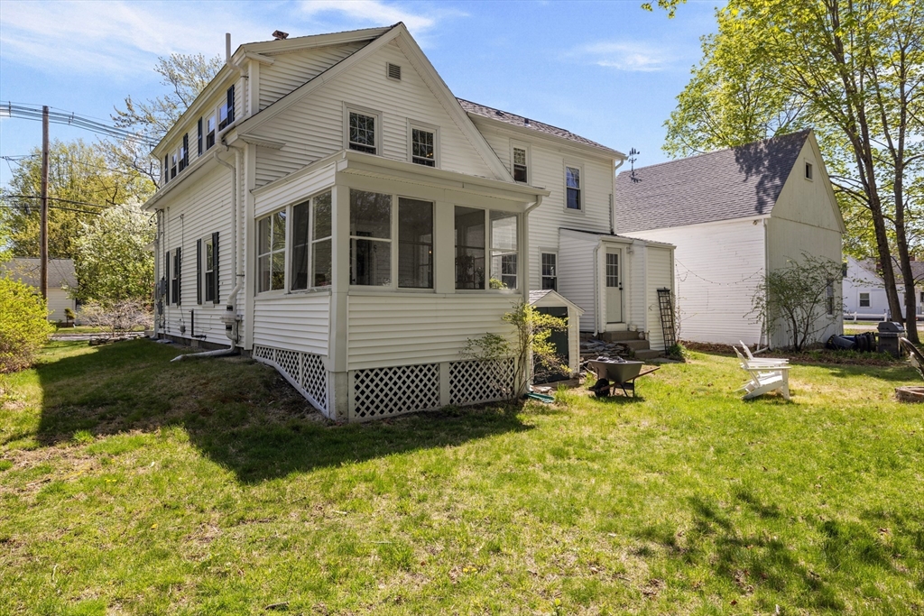 17 Lancaster Road Shirley, MA 01464 - Photo 5 of 39