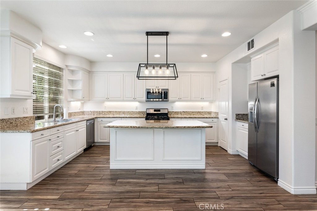 40102 Portsmouth Road Temecula, CA 92591 - Photo 10 of 31