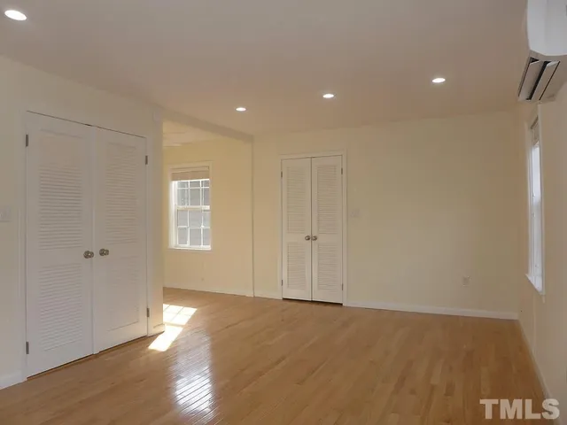 $1,550 | 512 North Greensboro Street, Carrboro, NC 27510