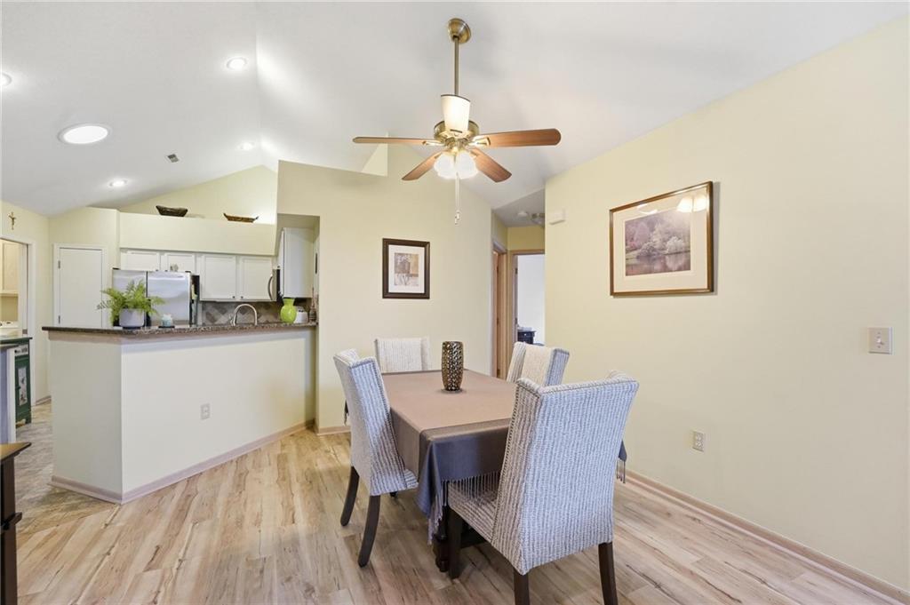 11268 South Pflumm Road Olathe, KS 66215 - Photo 20 of 38