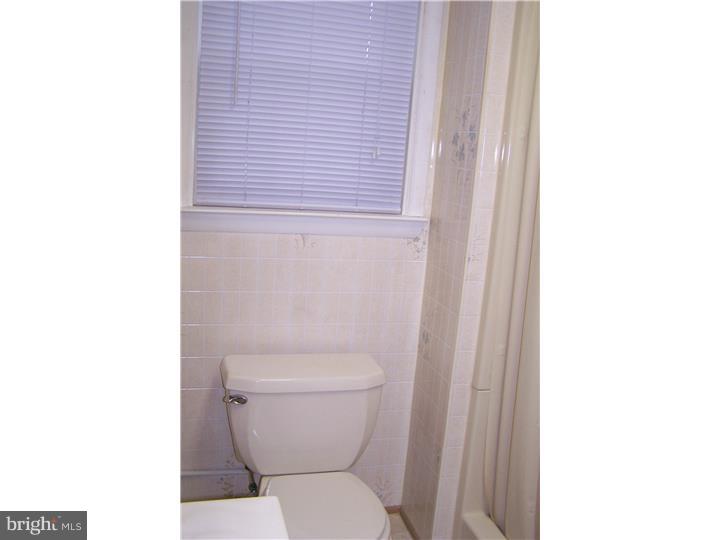 1336 Kauffman Road Pottstown, PA 19464 - Photo 15 of 24 Bathroom