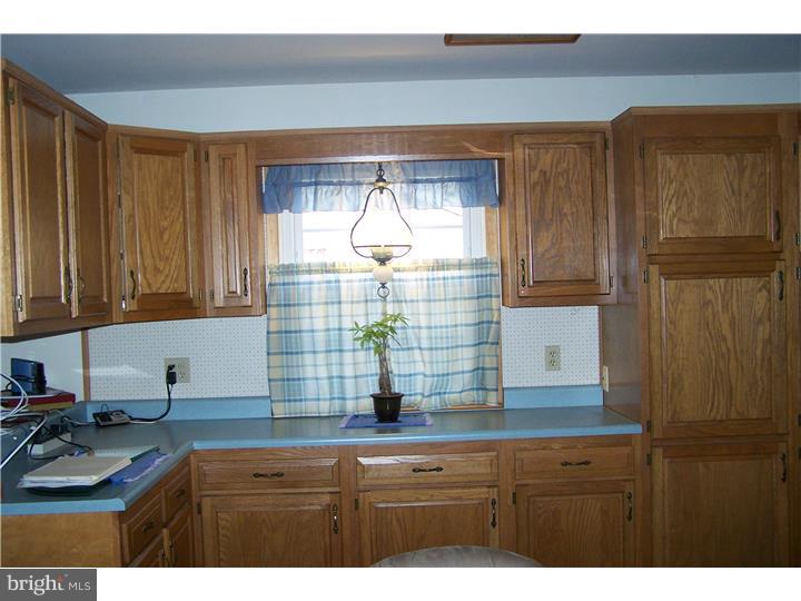 1336 Kauffman Road Pottstown, PA 19464 - Photo 4 of 24 Kitchen