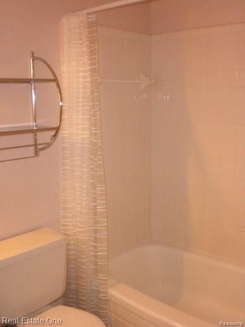 803 Plate Street, Unit 201 Rochester, MI 48307 - Photo 15 of 23