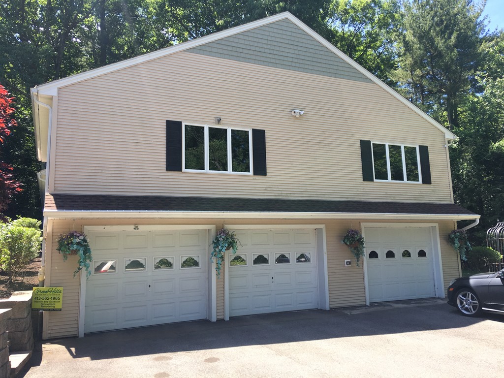 1155 Piper Road West Springfield, MA 01089 - Photo 1 of 30 Gallery Image 1