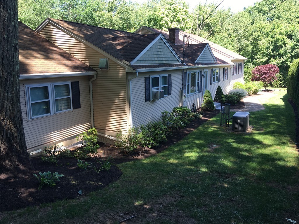 1155 Piper Road West Springfield, MA 01089 - Photo 13 of 30 Gallery Image 13
