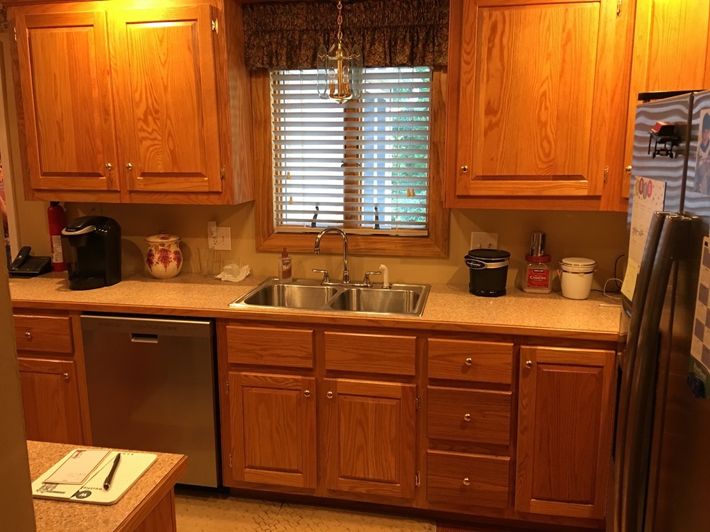 1155 Piper Road West Springfield, MA 01089 - Photo 3 of 30 Gallery Image 3