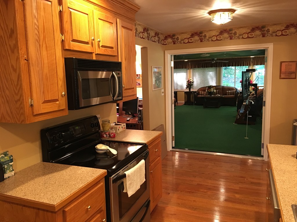 1155 Piper Road West Springfield, MA 01089 - Photo 4 of 30 Gallery Image 4