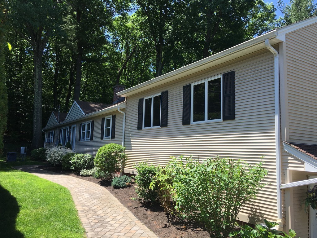1155 Piper Road West Springfield, MA 01089 - Photo 7 of 30 Gallery Image 7