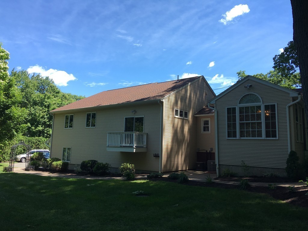 1155 Piper Road West Springfield, MA 01089 - Photo 10 of 30 Gallery Image 10