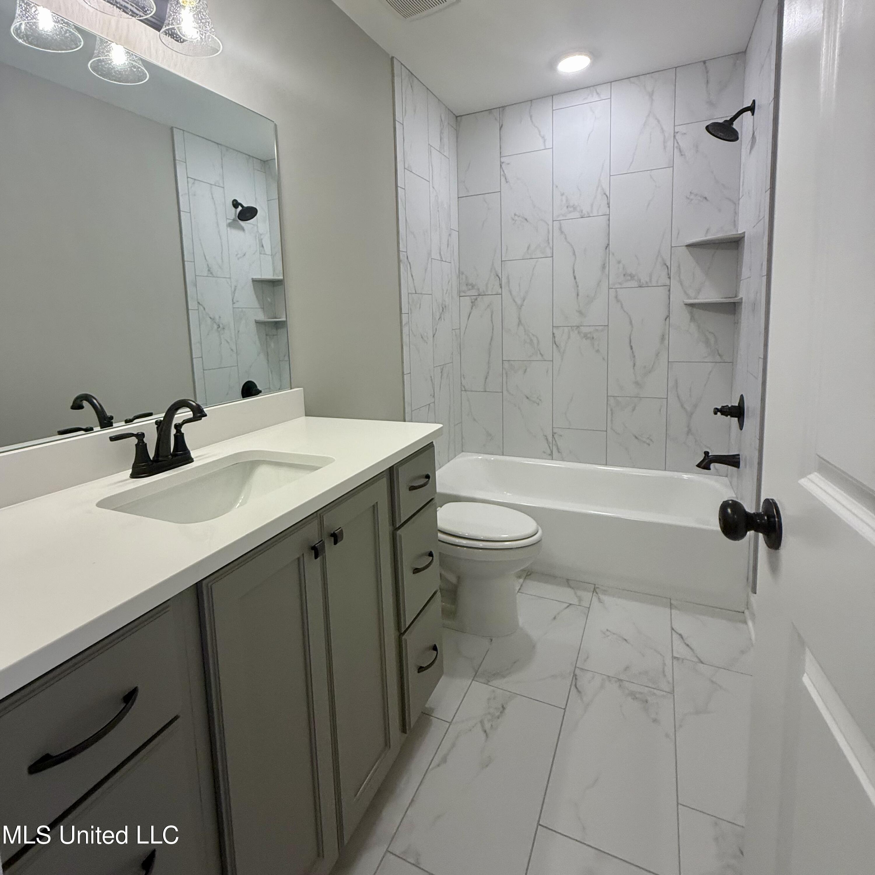 1335 Creekside Boulevard Hernando, MS 38632 - Photo 30 of 34 Dogwood