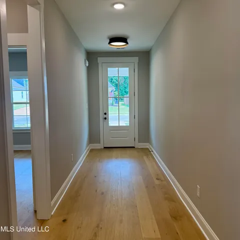 $428,900 | 1335 Creekside Boulevard, Hernando, MS 38632