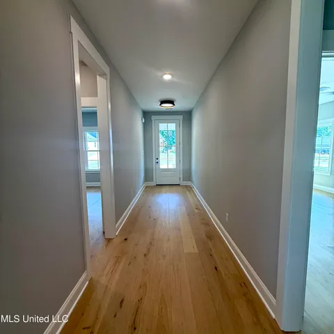 $428,900 | 1335 Creekside Boulevard, Hernando, MS 38632