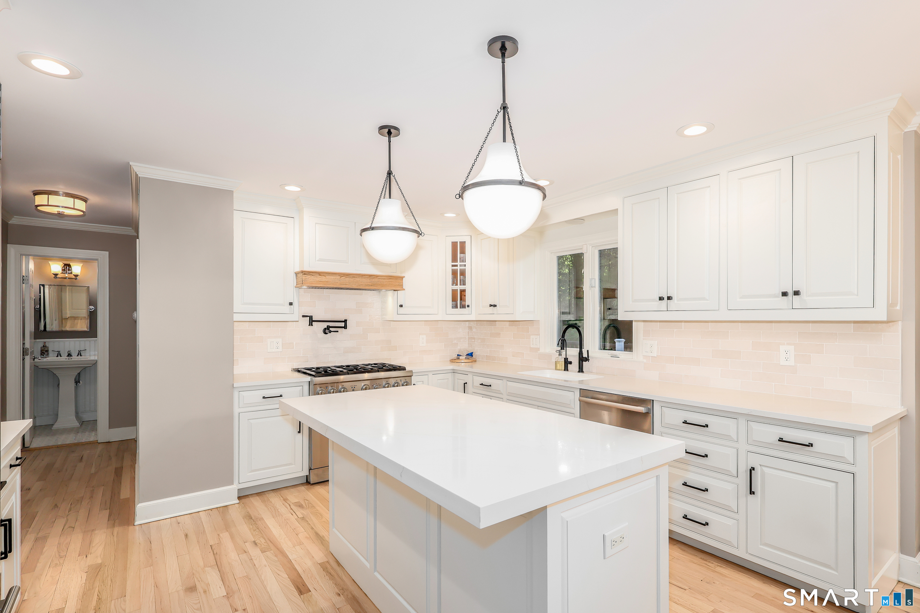 106 Silver Spring Road Wilton, CT 06897 - Photo 6 of 38 Gallery Image 6