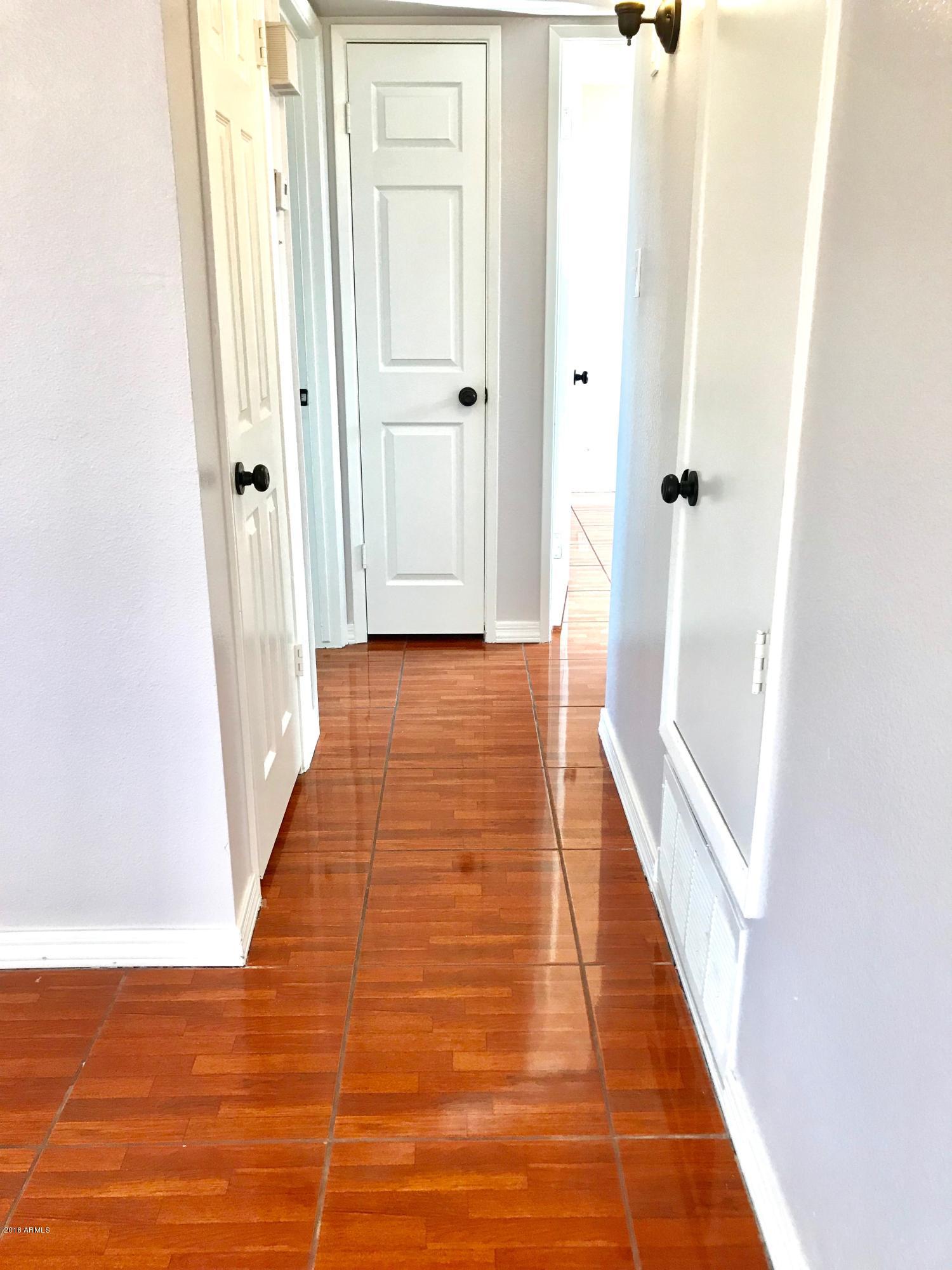 7613 West Osborn Road Phoenix, AZ 85033 - Photo 6 of 13 Hallway