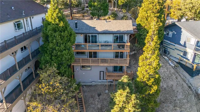 a house view with garden space