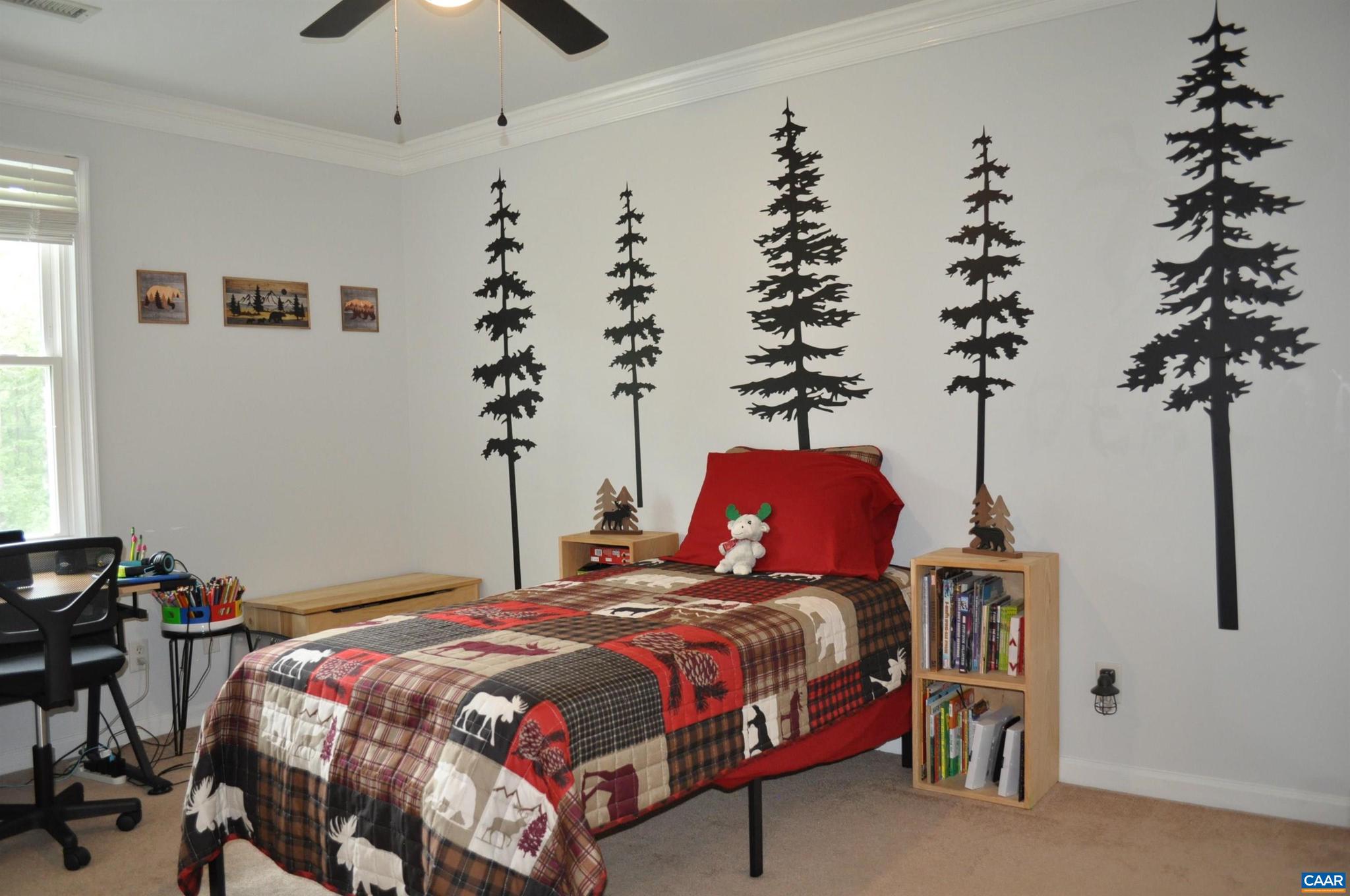 3257 Martin Kings Road Charlottesville, VA 22902 - Photo 31 of 49 a bedroom with a bed and a potted plant