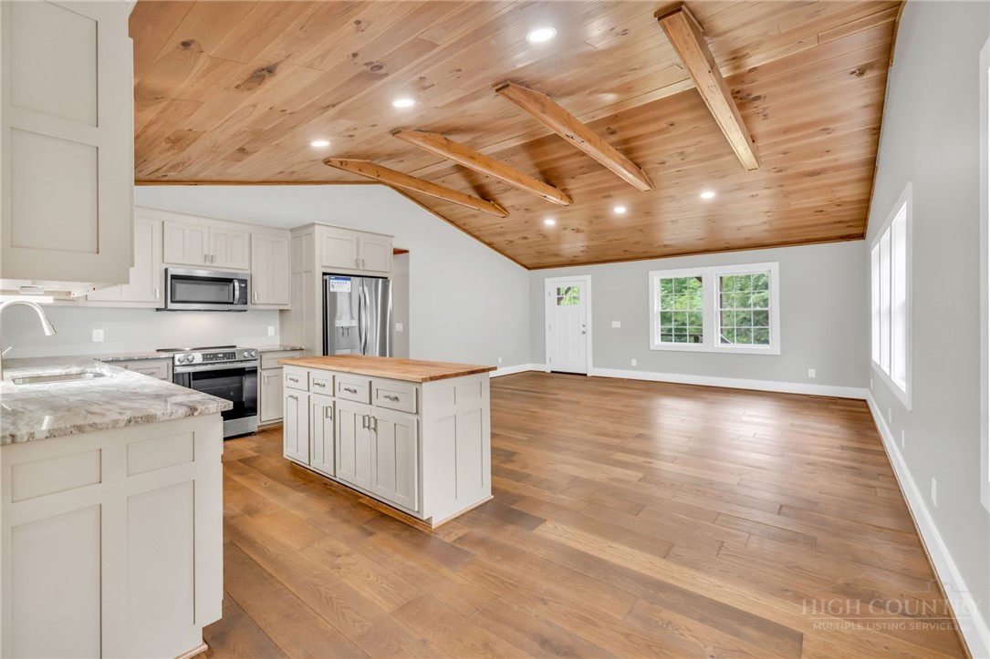 3115 Roaring Fork Road Creston, NC 28615 - Photo 18 of 50 Gallery Image 18
