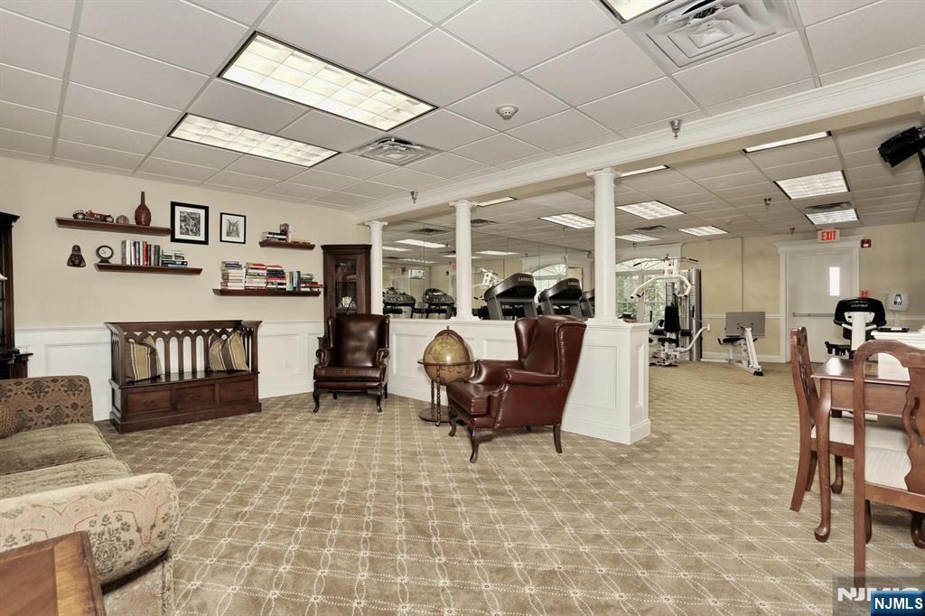 175 Rochelle Avenue, Unit 321 Rochelle Park, NJ 07662 - Photo 44 of 50