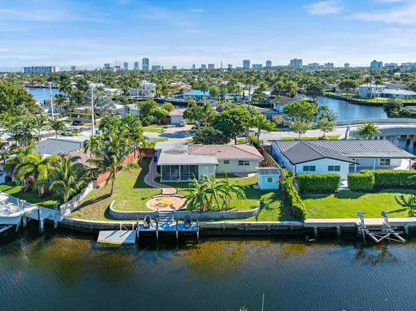 $4,850 | 1001 Southeast 5th Avenue, Pompano Beach, FL 33060