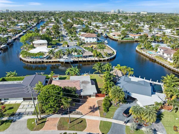 $4,850 | 1001 Southeast 5th Avenue, Pompano Beach, FL 33060