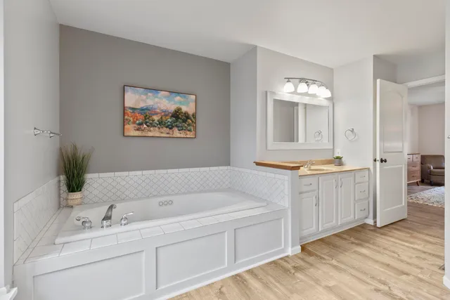 $569,900 | 1200 Red Cedar Court, Onalaska, WI 54650