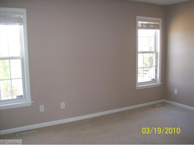5150 Windsbury Ridge Road Clemmons, NC 27012 - Photo 7 of 11 Interior Space/Layout.