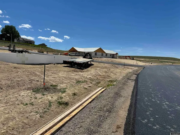 $465,000 | 137 Brown Trout Court, Saratoga, WY 82331