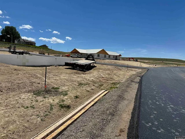 $465,000 | 137 Brown Trout Court, Saratoga, WY 82331