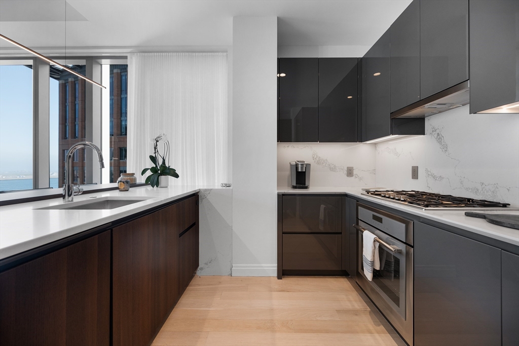 135 Seaport Boulevard, Unit 1902 Boston, MA 02210 - Photo 11 of 39